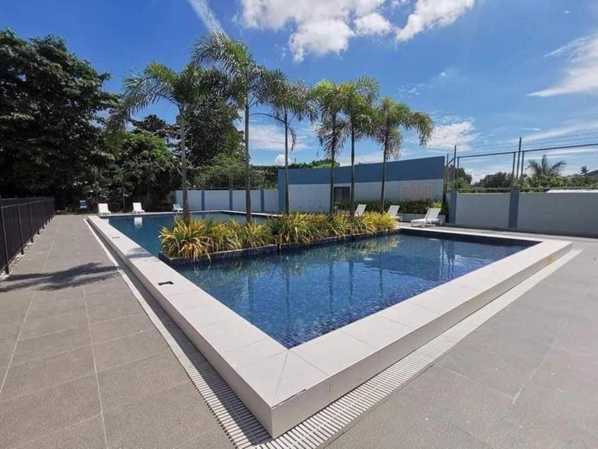 Dracarys Place 2 Condo With Balcony Unlimited Wifi Lapulapu City View Exterior foto