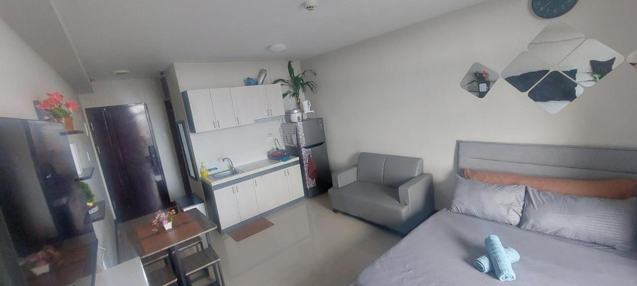 Dracarys Place 2 Condo With Balcony Unlimited Wifi Lapulapu City View Exterior foto