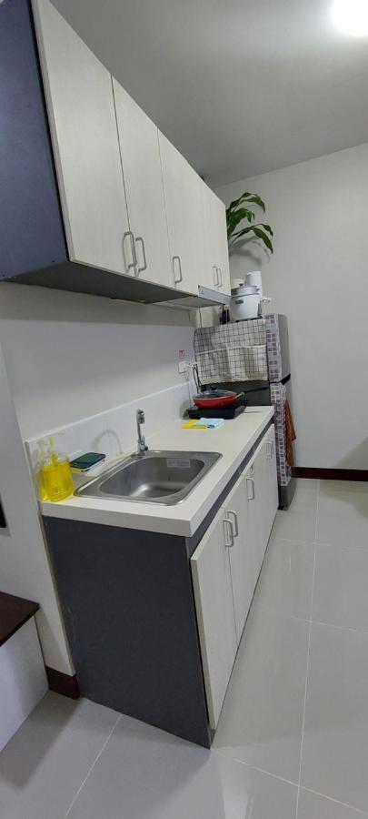 Dracarys Place 2 Condo With Balcony Unlimited Wifi Lapulapu City View Exterior foto